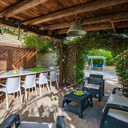 Casa vacanze Beautiful In With House A Panoramic View Arcevia