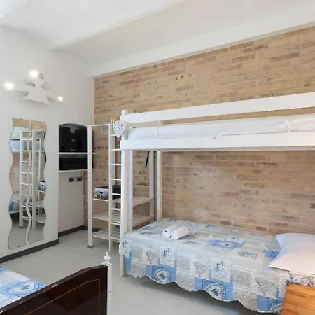 Beautiful In With House A Panoramic View *